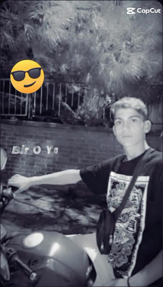 @emoocaphone