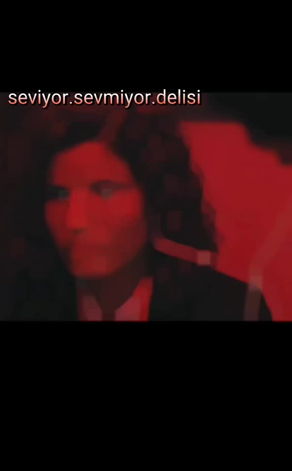 @Seviyor sevmiyor <3💗🤤❤