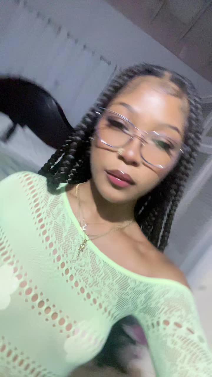 @Ladie_juicy