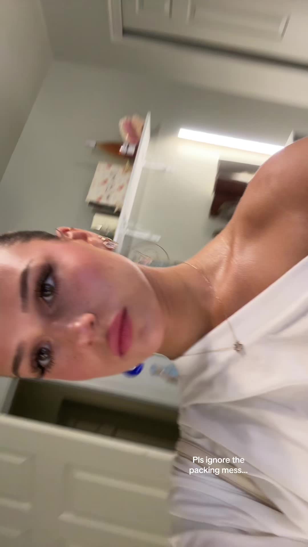 @chloniss