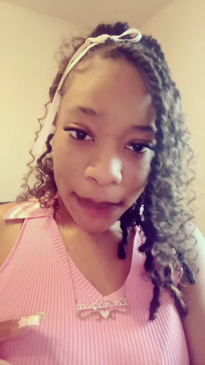 @Prettybrownskin._
