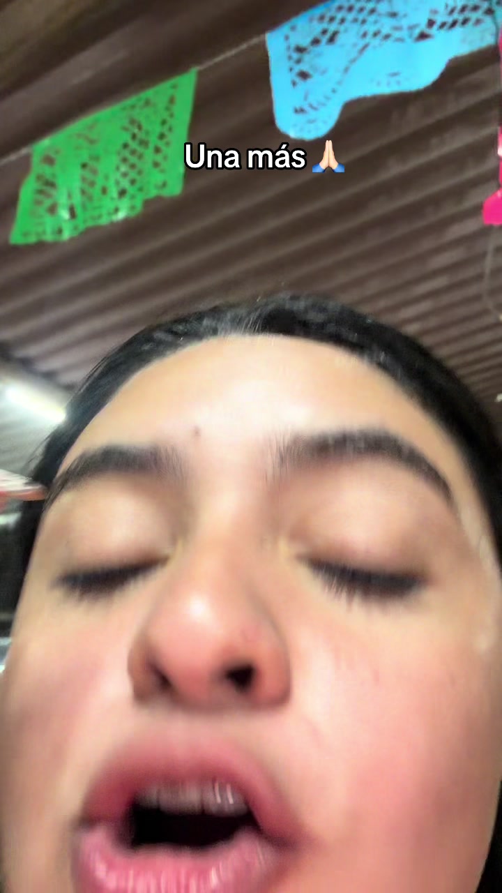 @liz_alvarez42