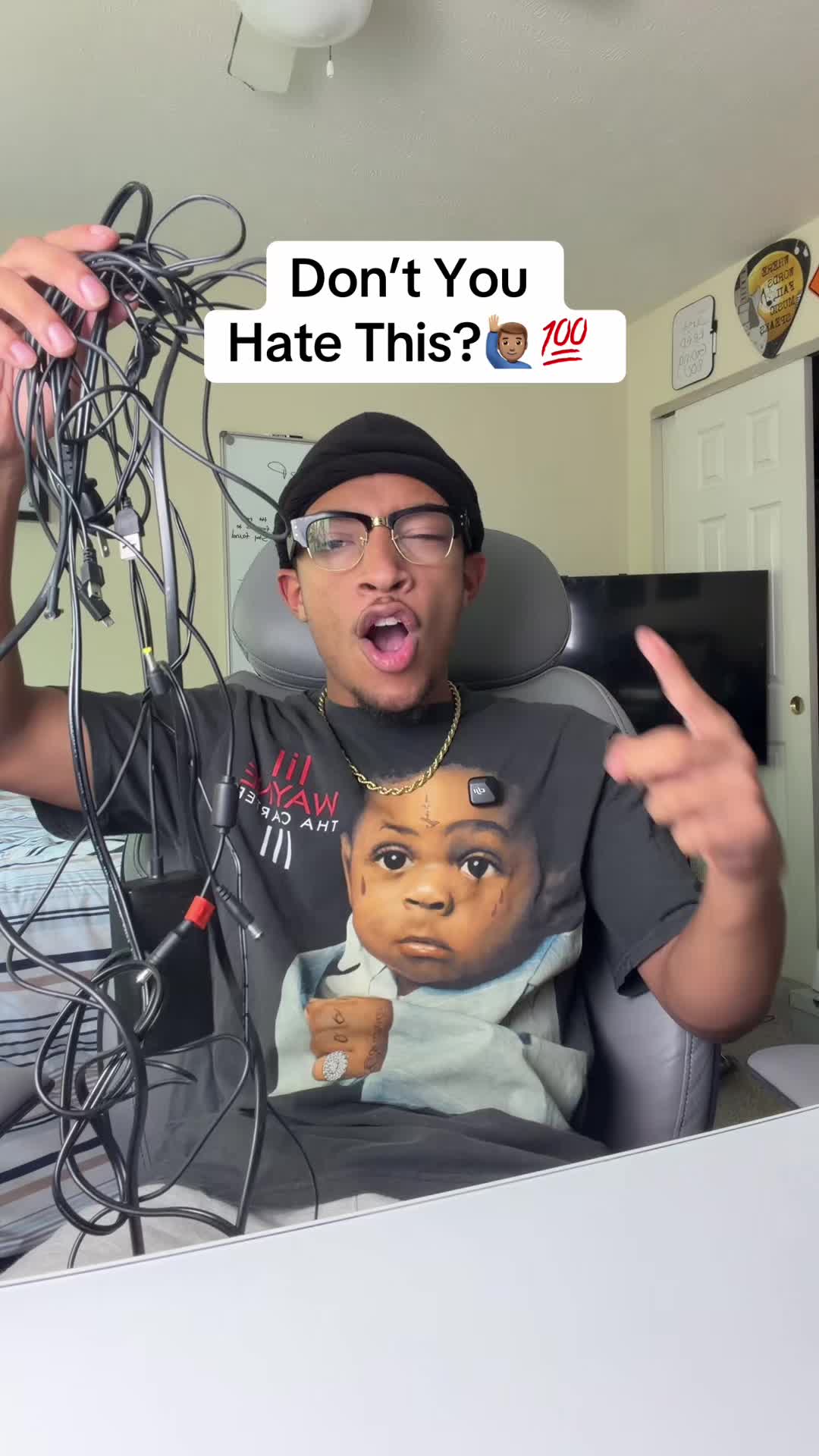 @jaylinfinds