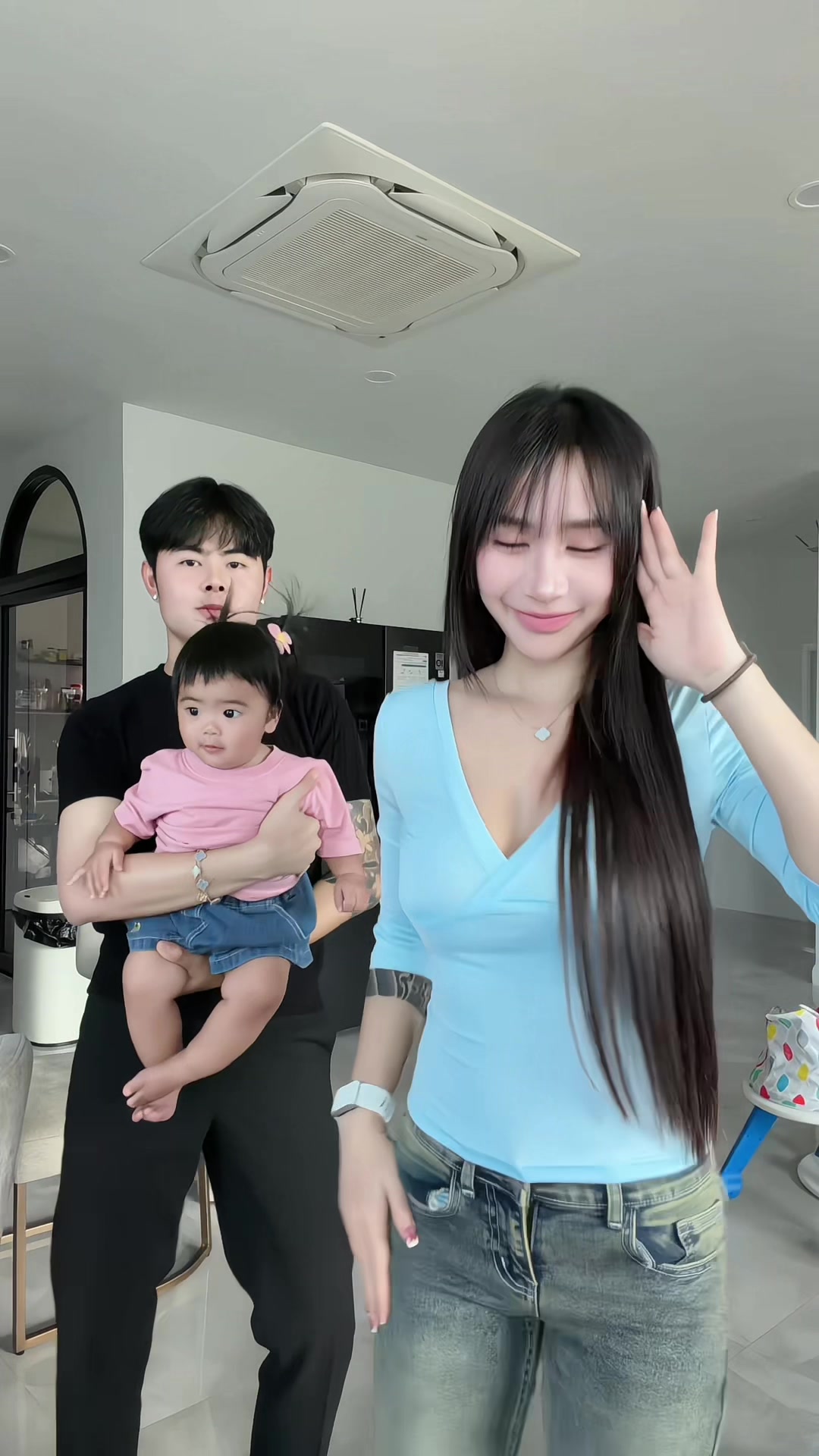@ต๊อกแต๊กแม่น้องมากิ (1.6M)