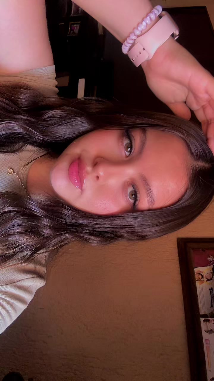 @Elizabeth_Gonzalez 🦋