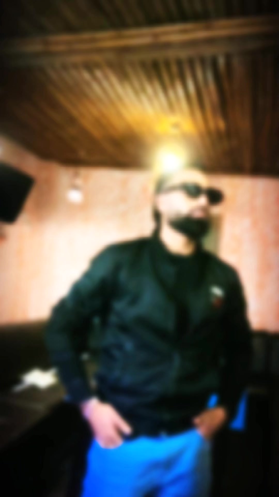 @HandsomeHunk (VK18)