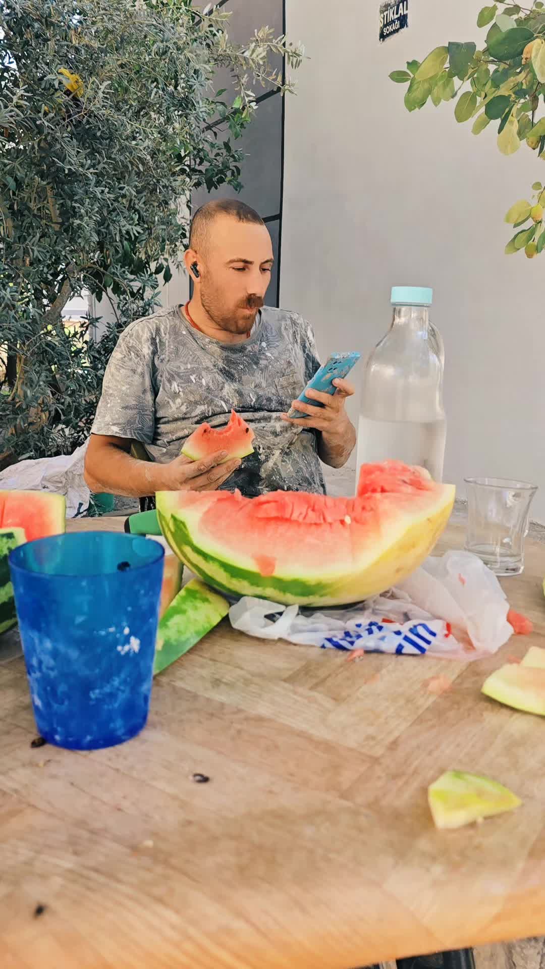 @Azat Yal&ccedil;ın