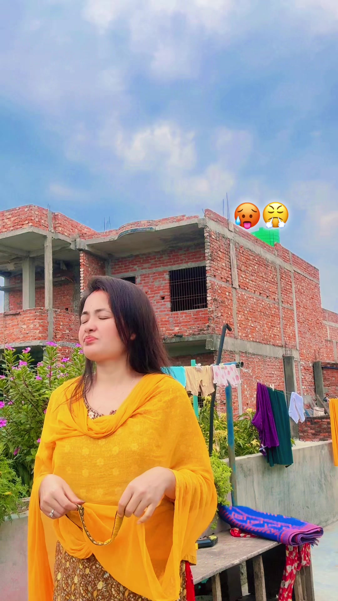 @👑NISHA_THAPA👑