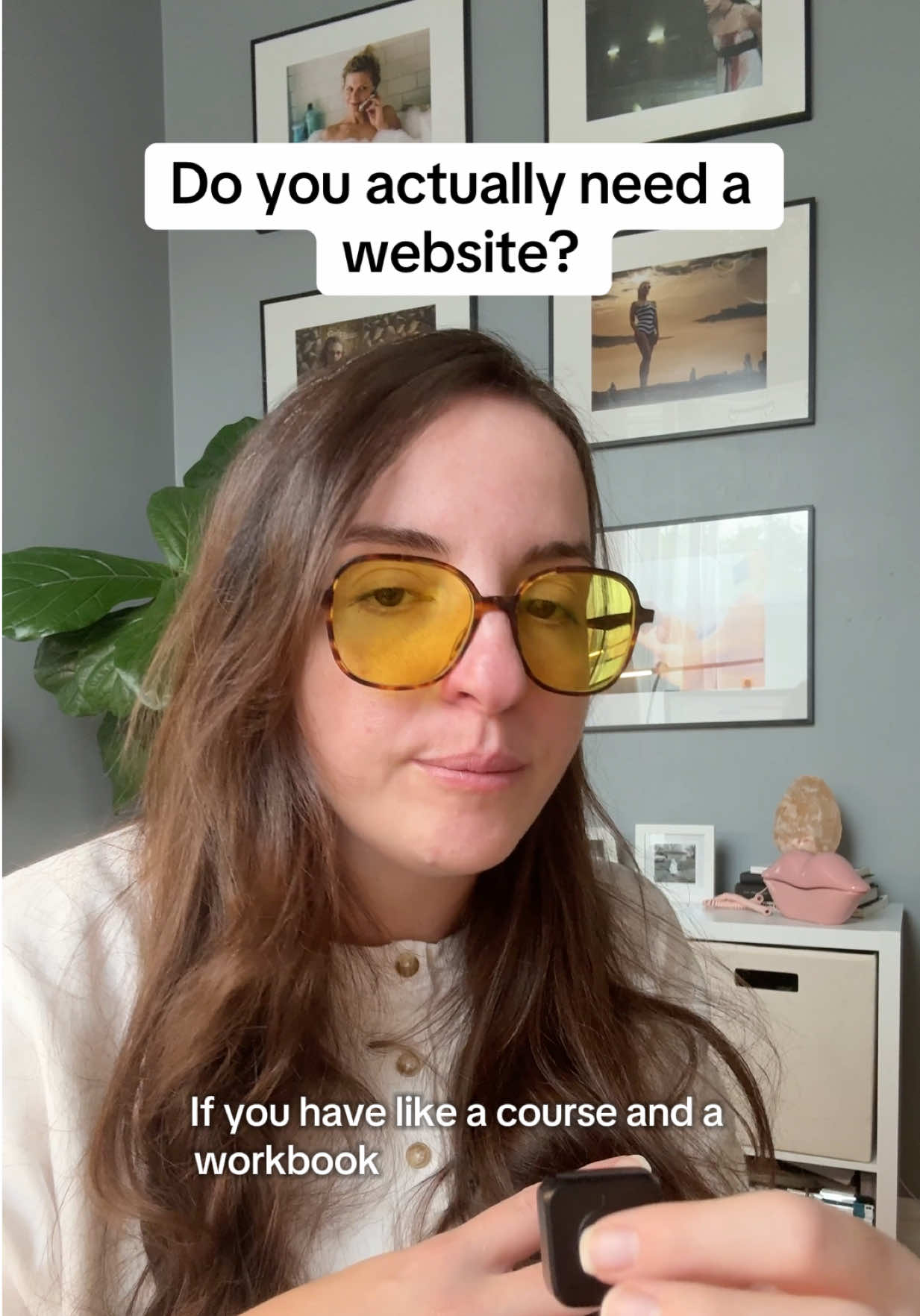 @Anja | your brand strategist ✨
