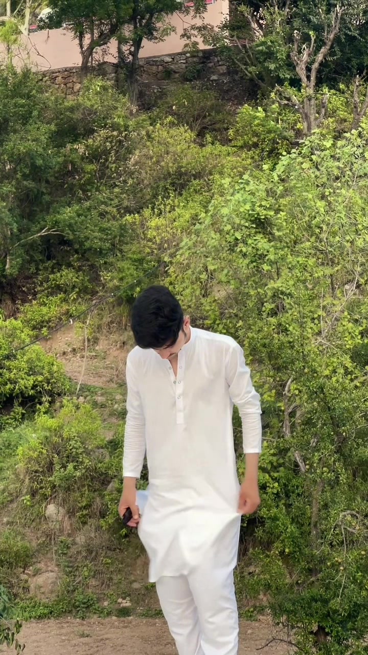 @𝐌𝐀𝐃𝐈𝐈🌙