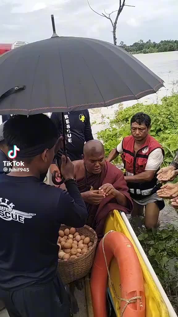 @မင်းသုခ