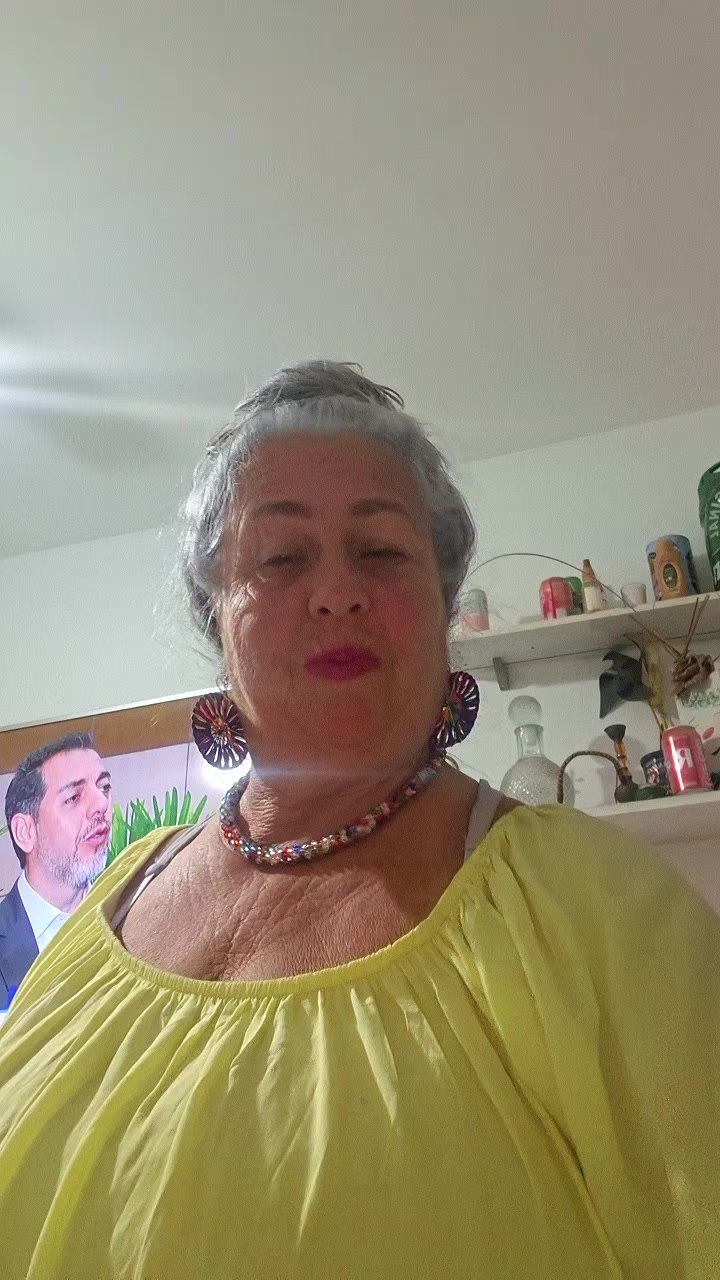 @regianebombonzinh