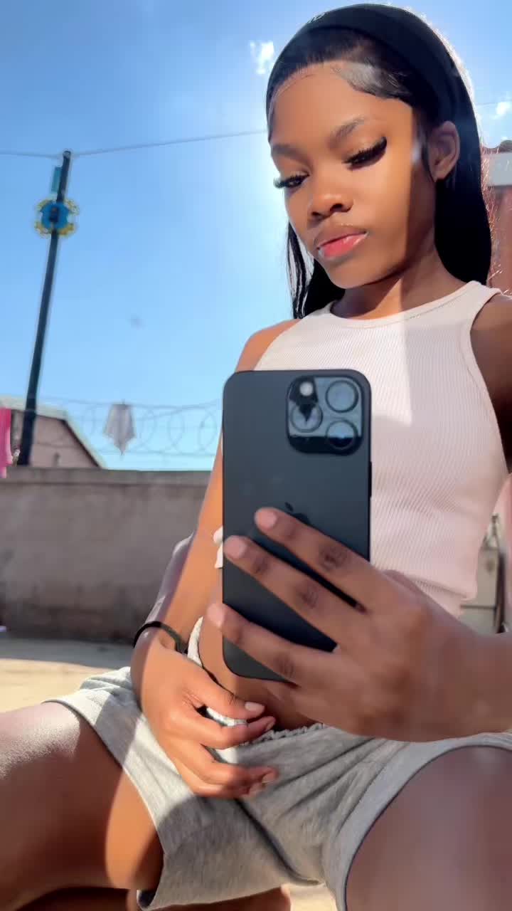 @UuhNiicole