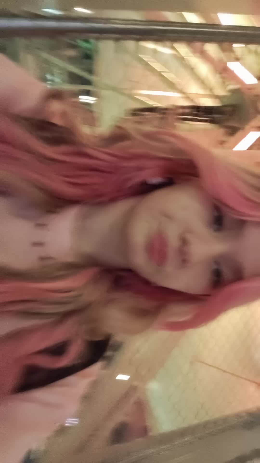 @pinkblondie30