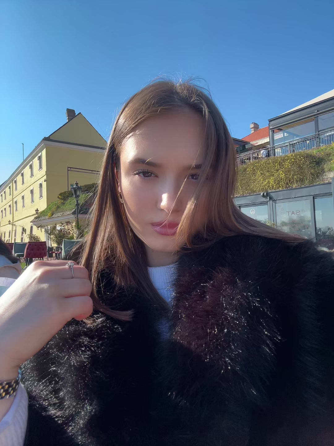 @andj
