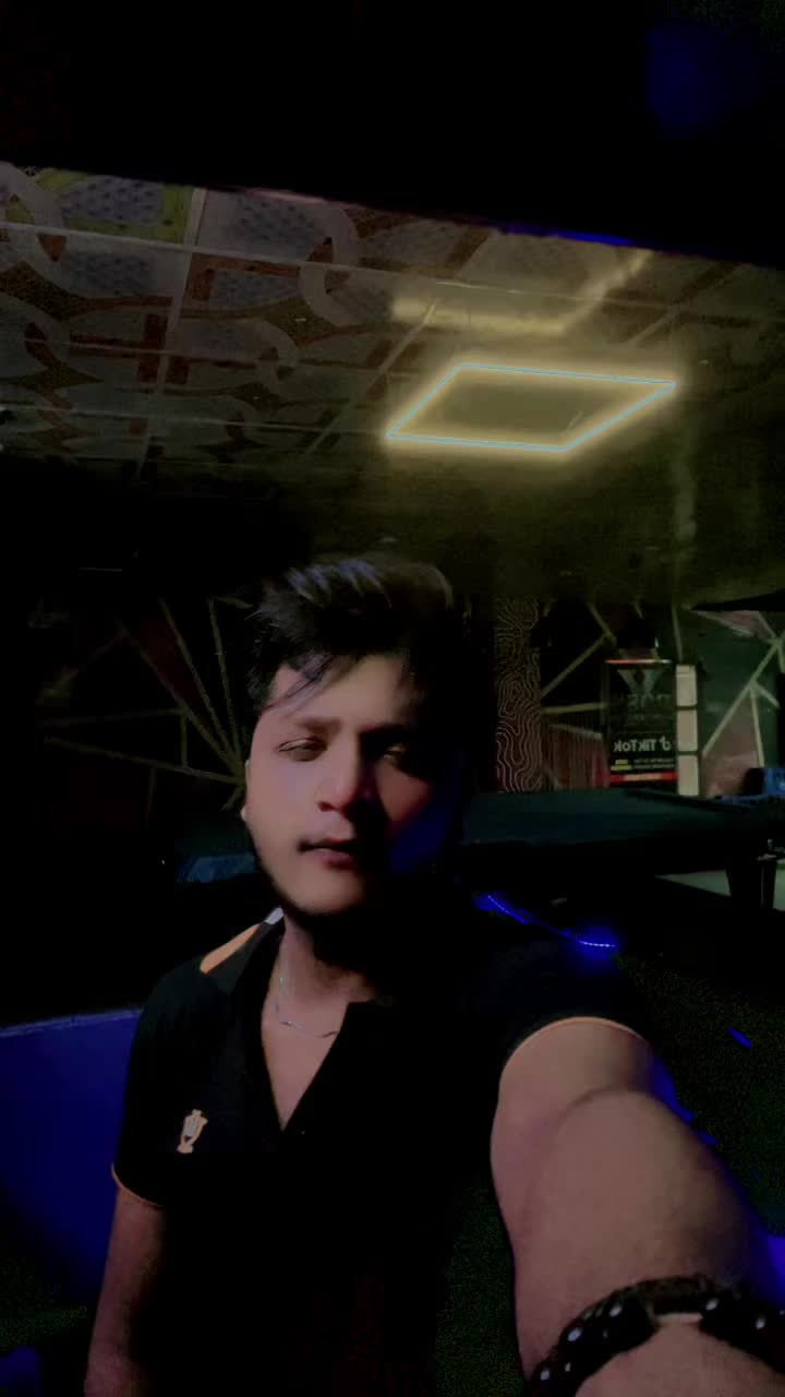 @عدیل شاہ🔥