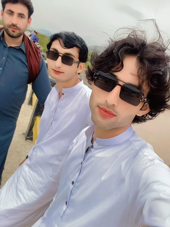 @𝗔𝗥𝗜𝗙 𝗝𝗔𝗡𝗜