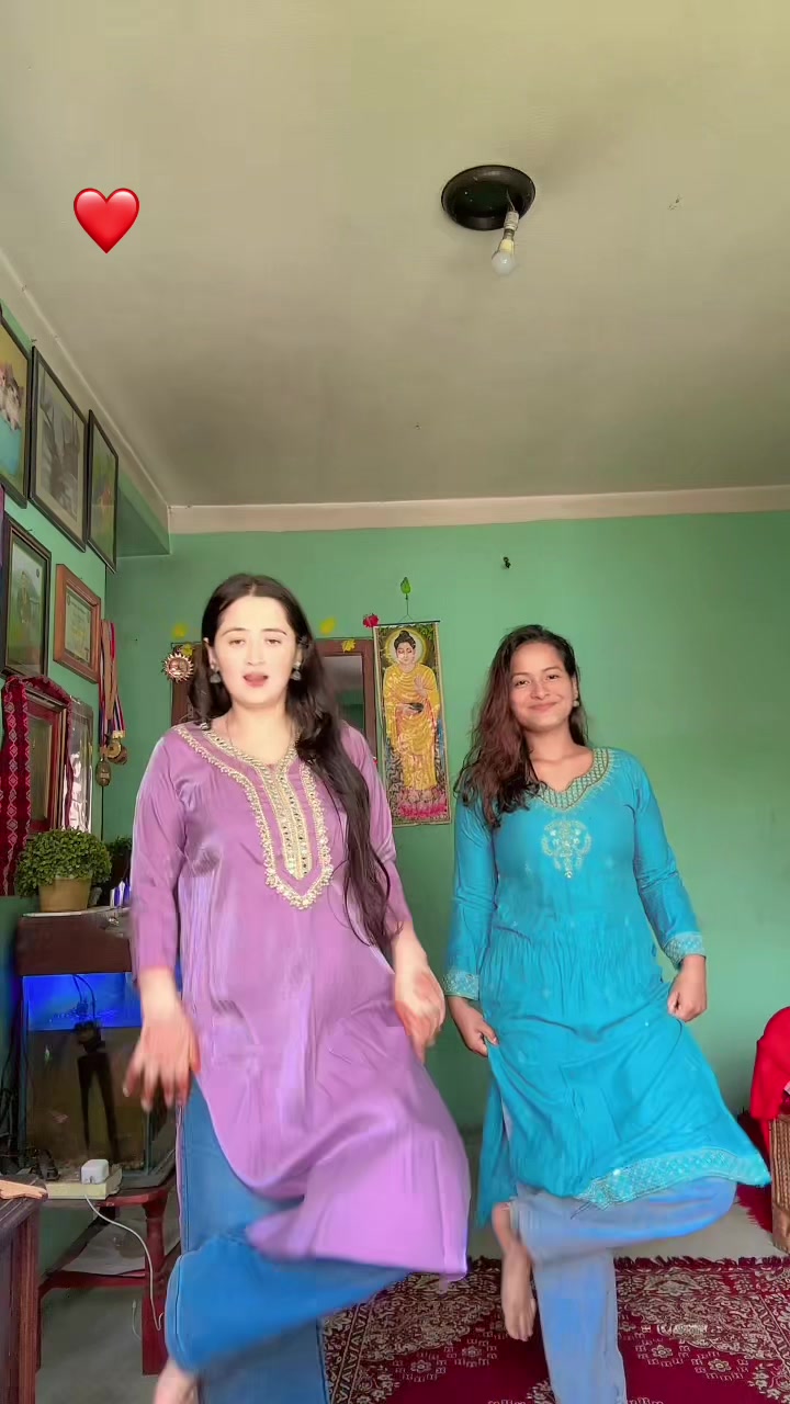 @RiTika2363