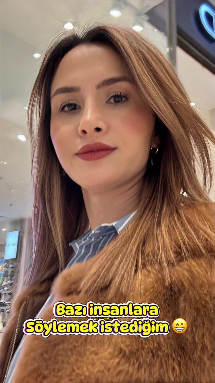 @&Ouml;zge Akca