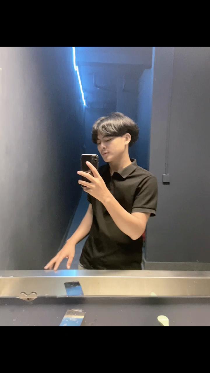@-៣២៥🪝