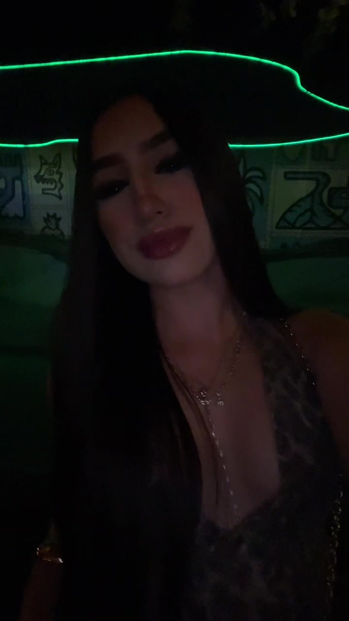 @Ana L&iacute;via