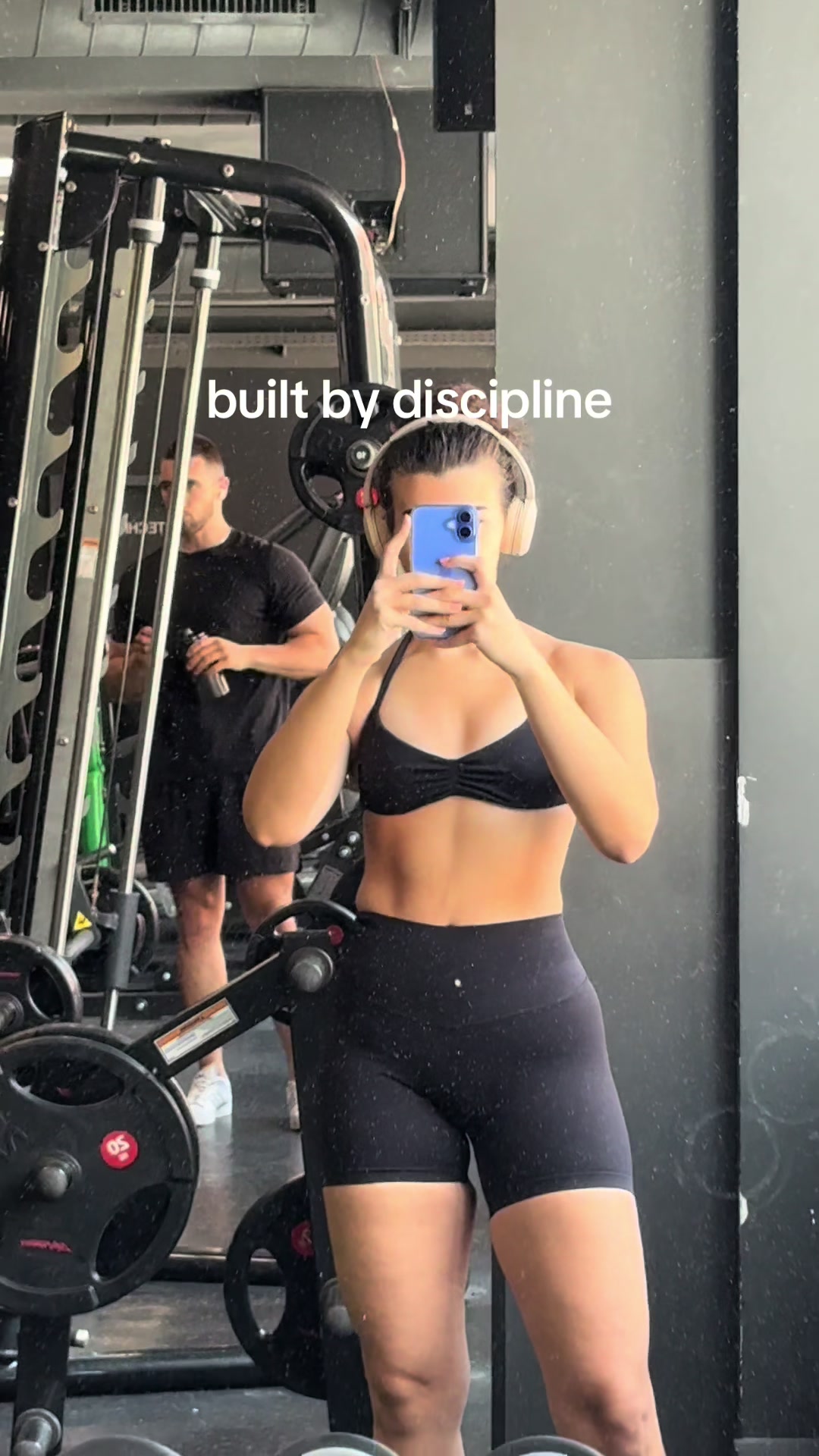 @Mia Turbić