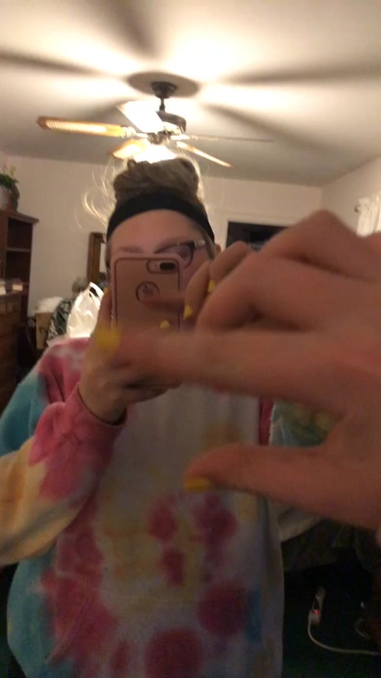 @hi sisters (1.2k) 🌻