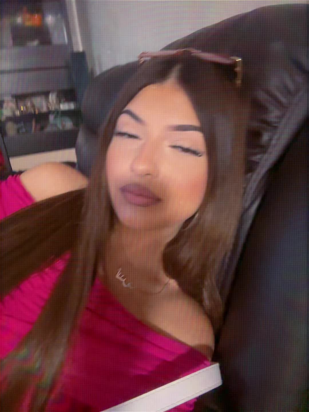 @otilia