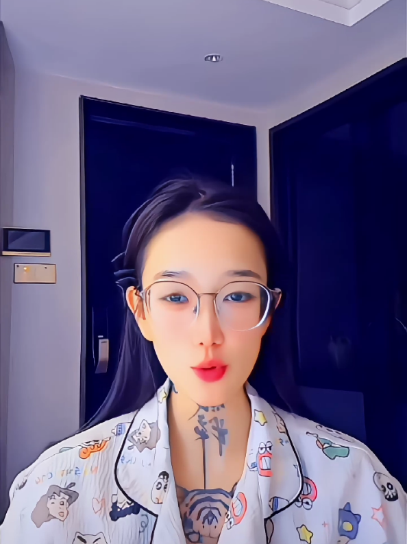 @𝕷𝖆𝖉𝖞𝖘𝖙𝖆𝖙𝖙𝖔𝖔