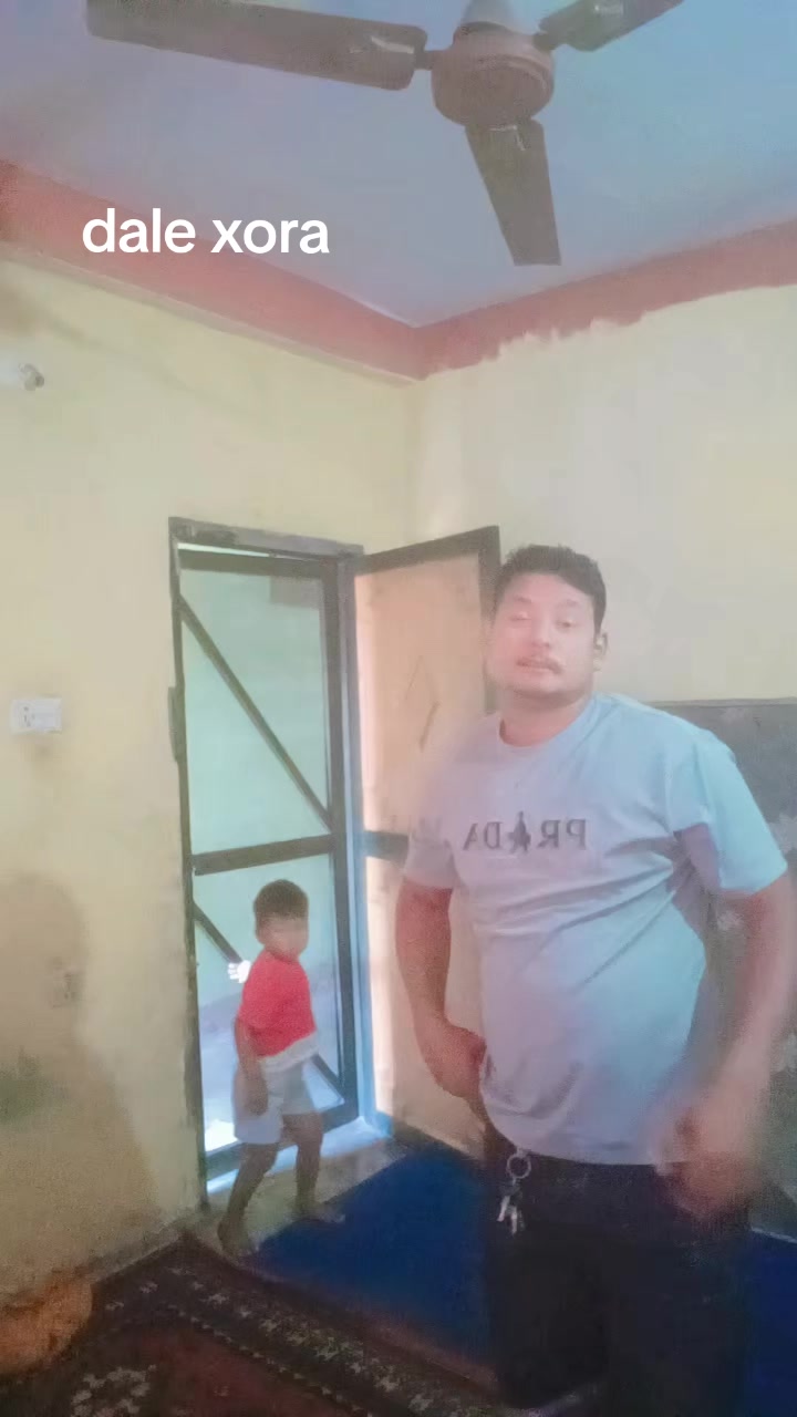 @आयन ठकुरि