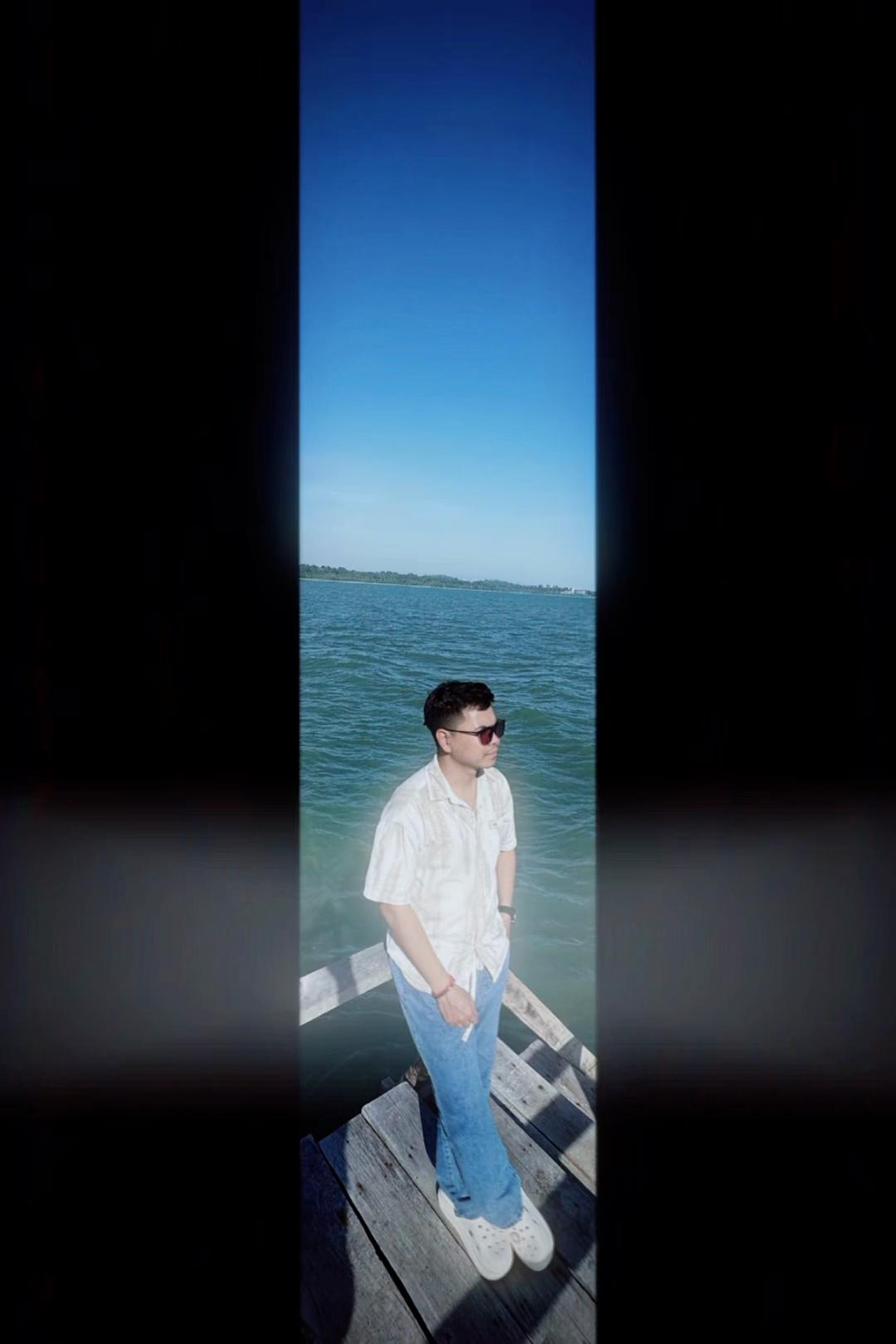 @រី ឆាត