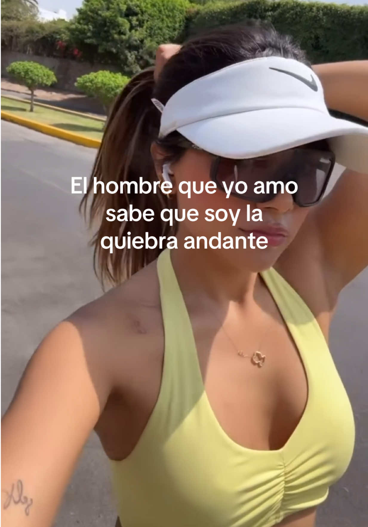 @Paola