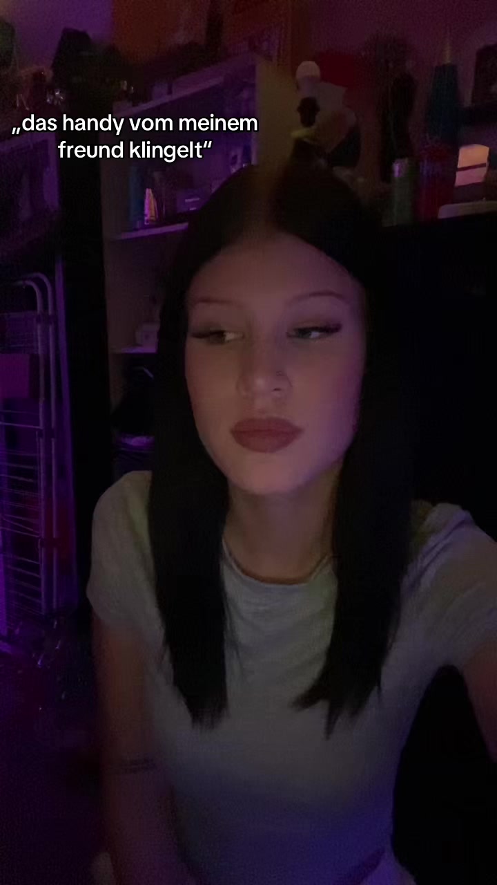 @👀