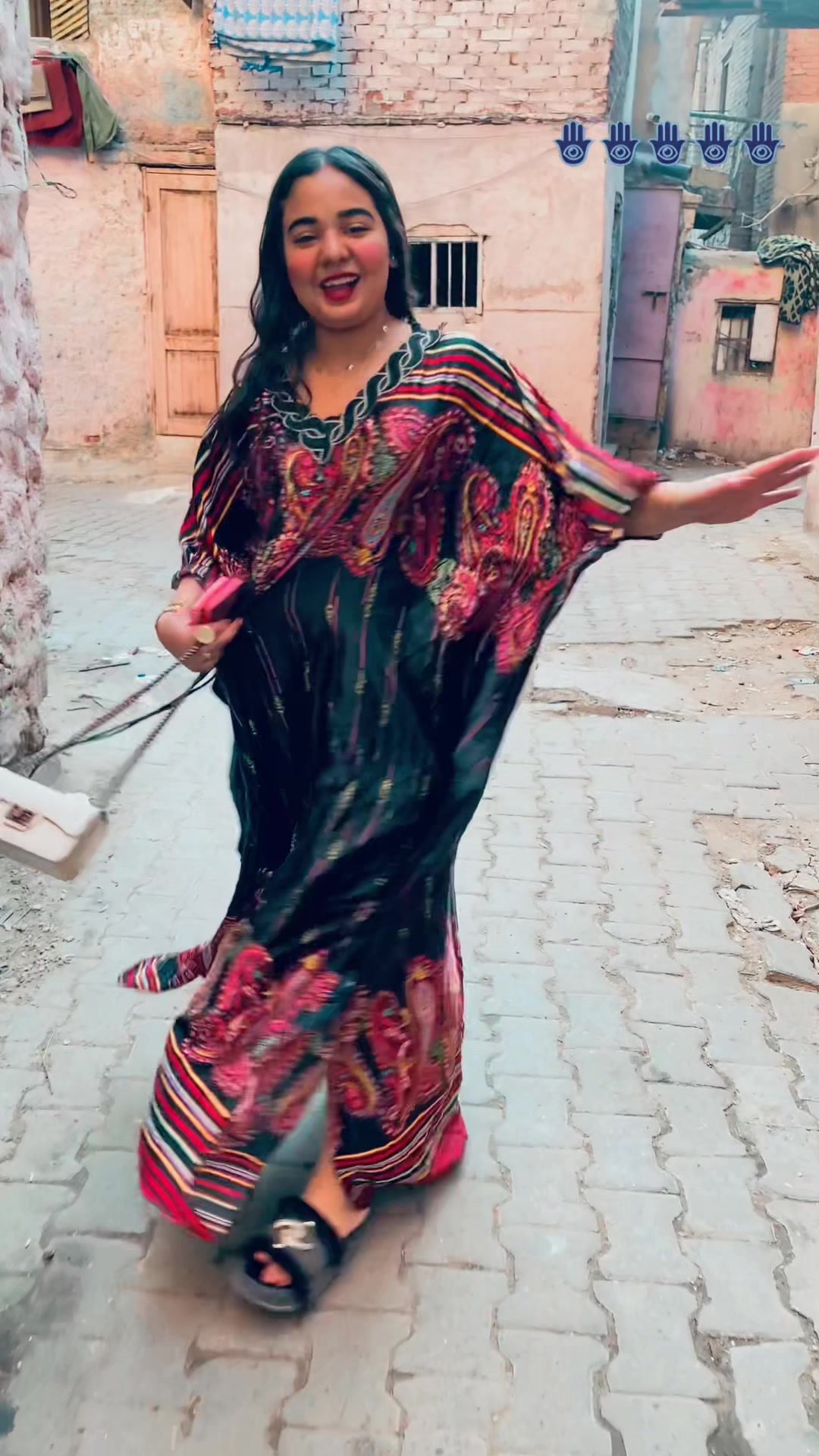 @عليا العوض و(منه) العوض