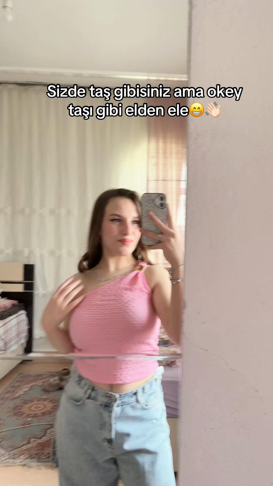 @𝓜𝓮𝓭𝓲𝓷𝓮