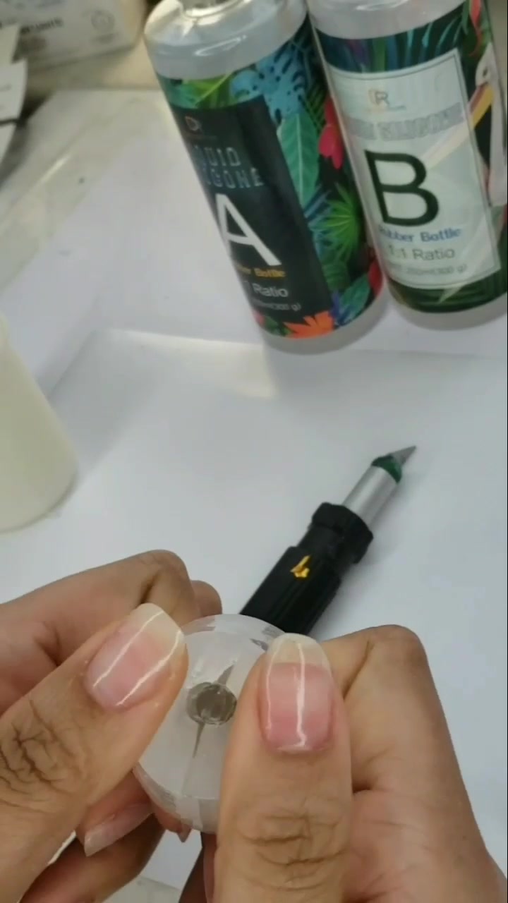 @Jessica_Craftings