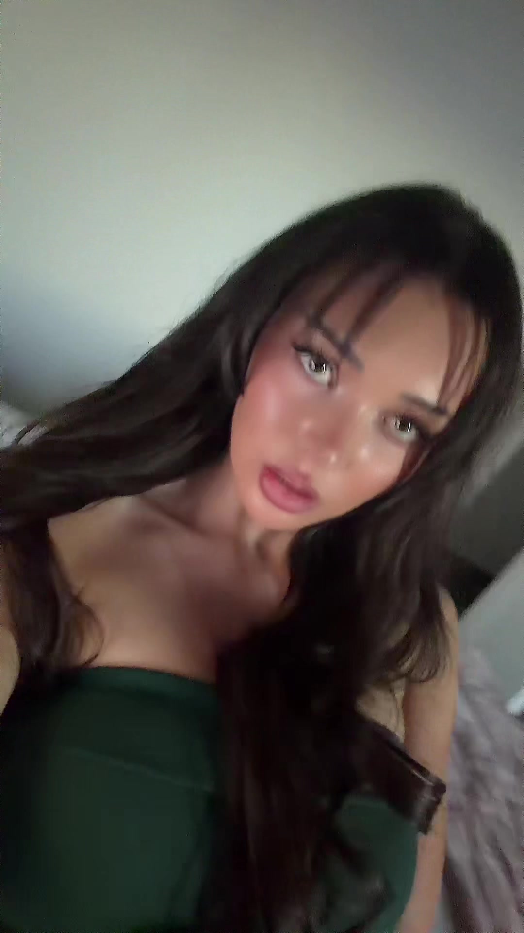 @annalaurella_