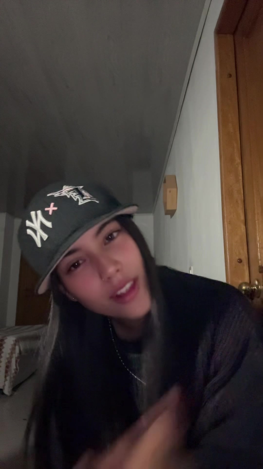 @๐๐๐ซ๐ข๐_๐๐๐ฆ๐ข๐ซ๐๐ณ๐ณ๐ณ