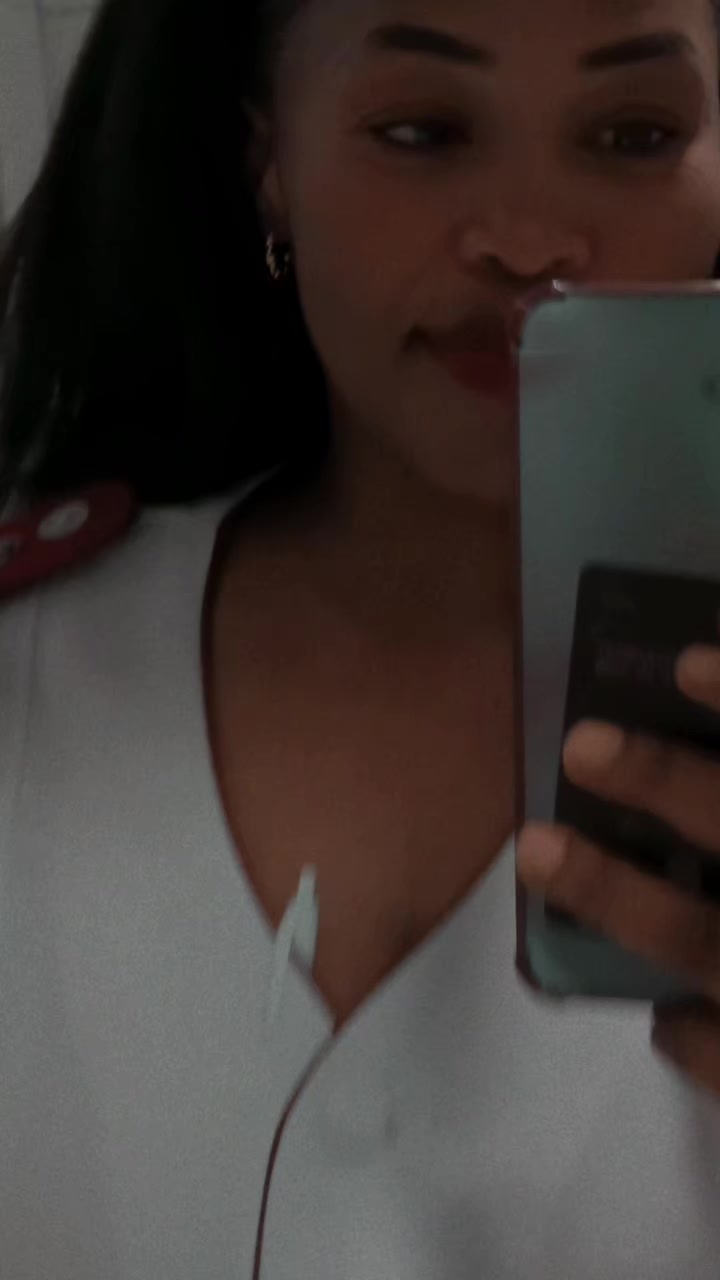 @Dee