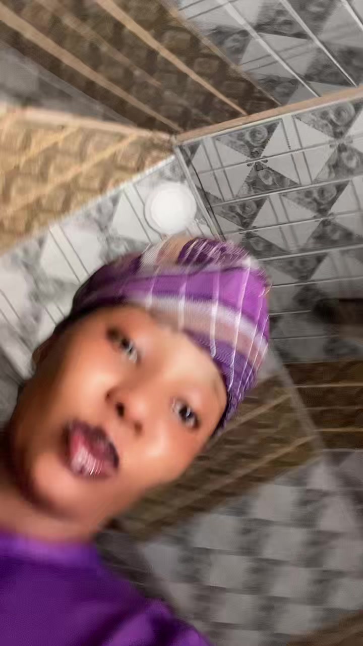 @AYOMIDE 🤞❤️