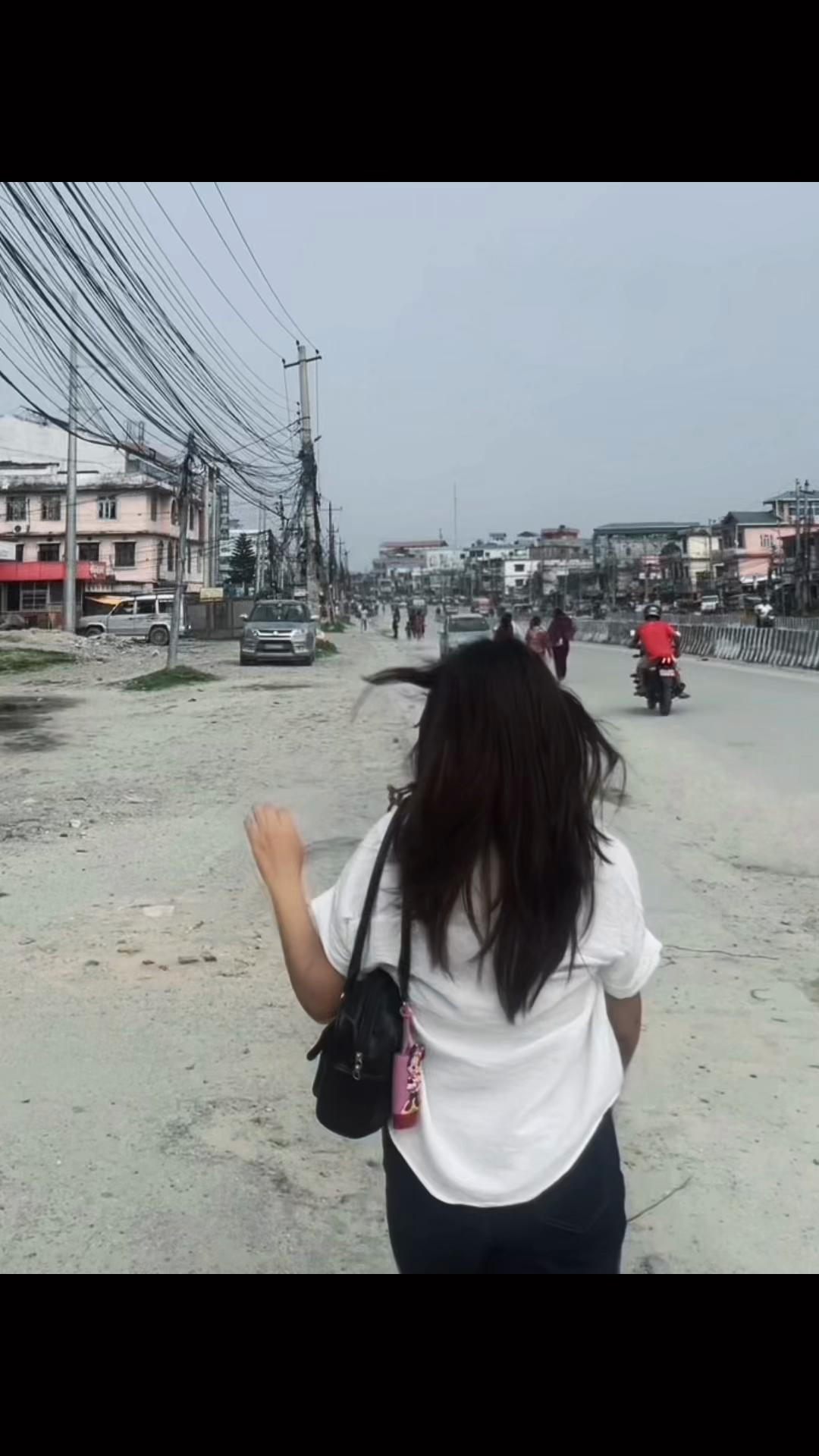 @चाम्लिङमा👸🏻