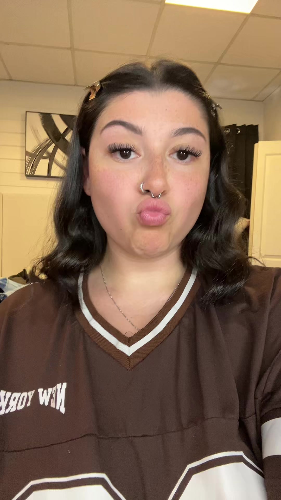 @gabriella.