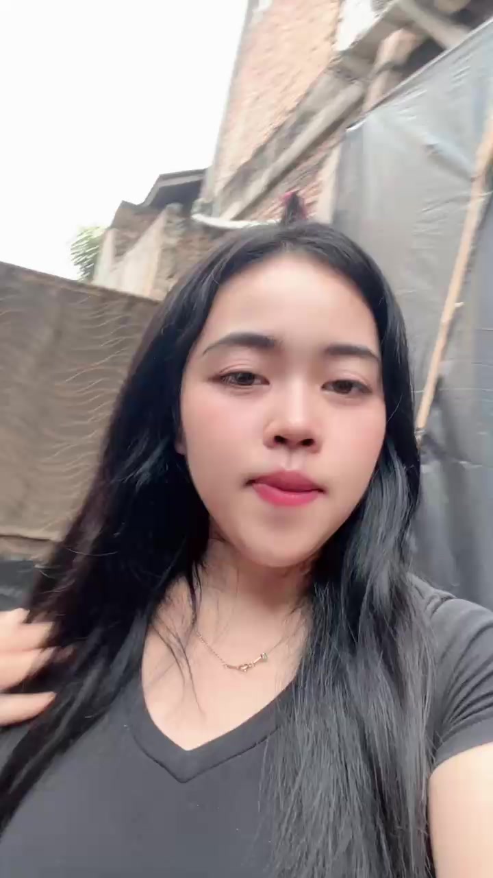 @Chichi
