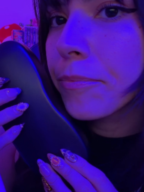 @Luna Bloom ASMR