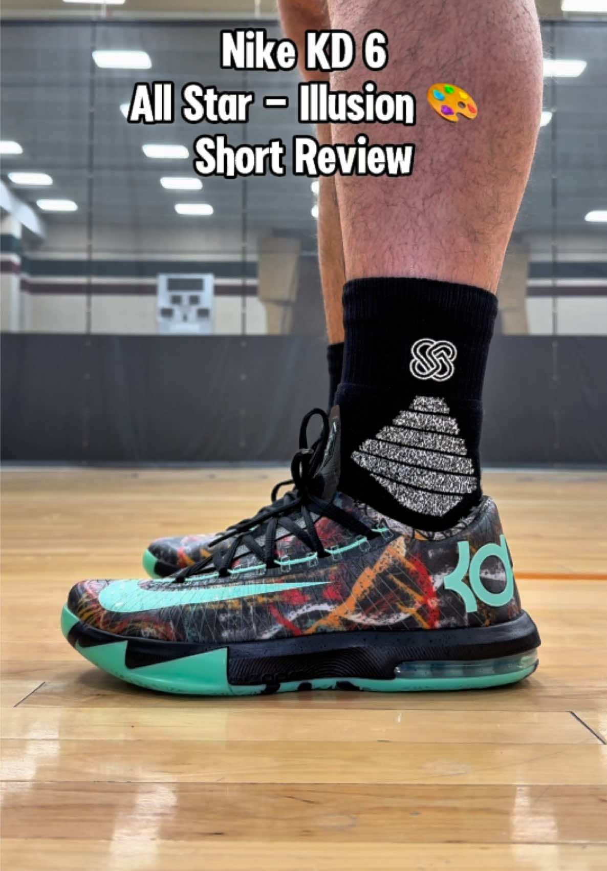 @SneakrTweakr™