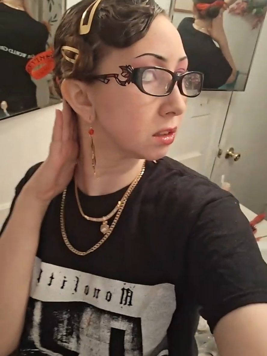 @Goth Goddess