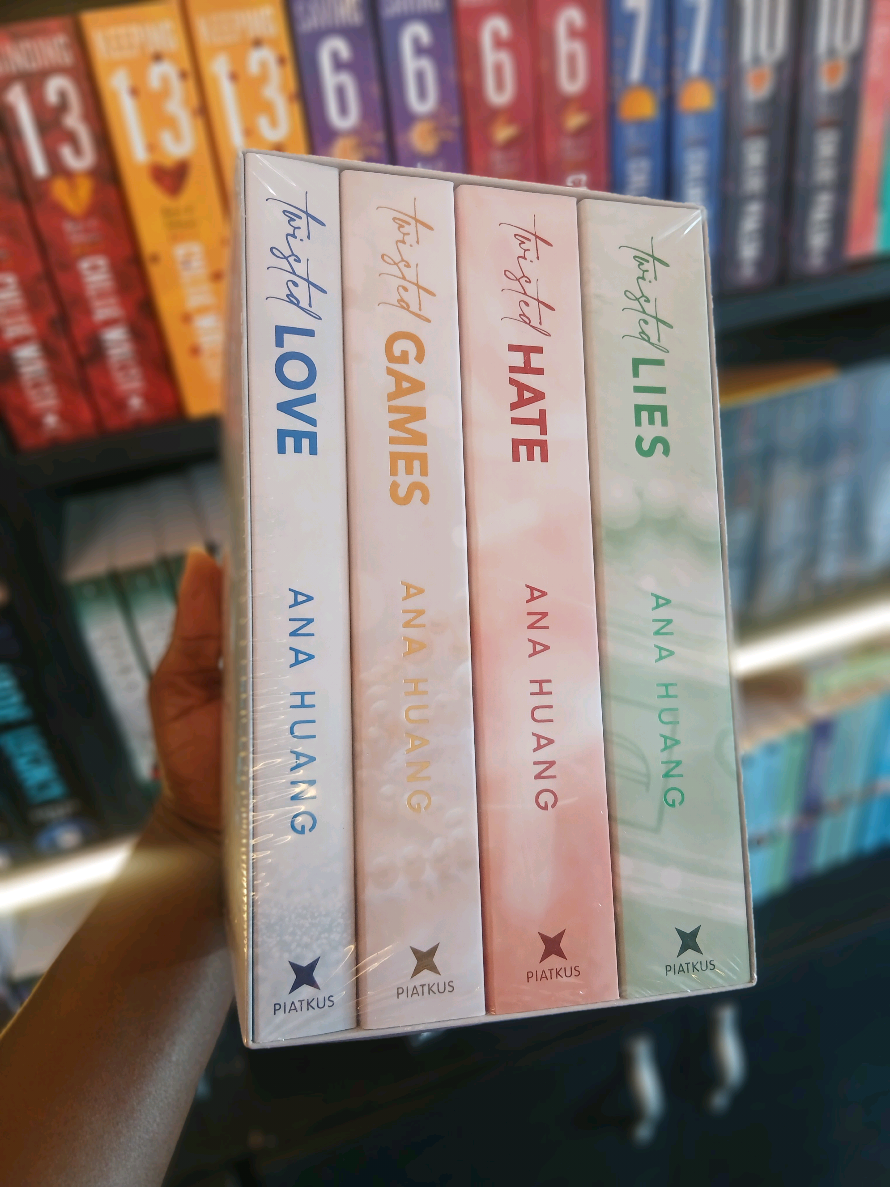 @City Reads Books & Stationery
