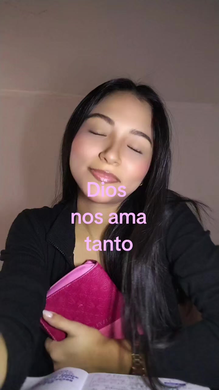 @Naomyjulca