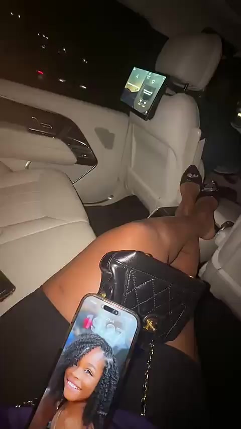 @Carmen Maryse Sama