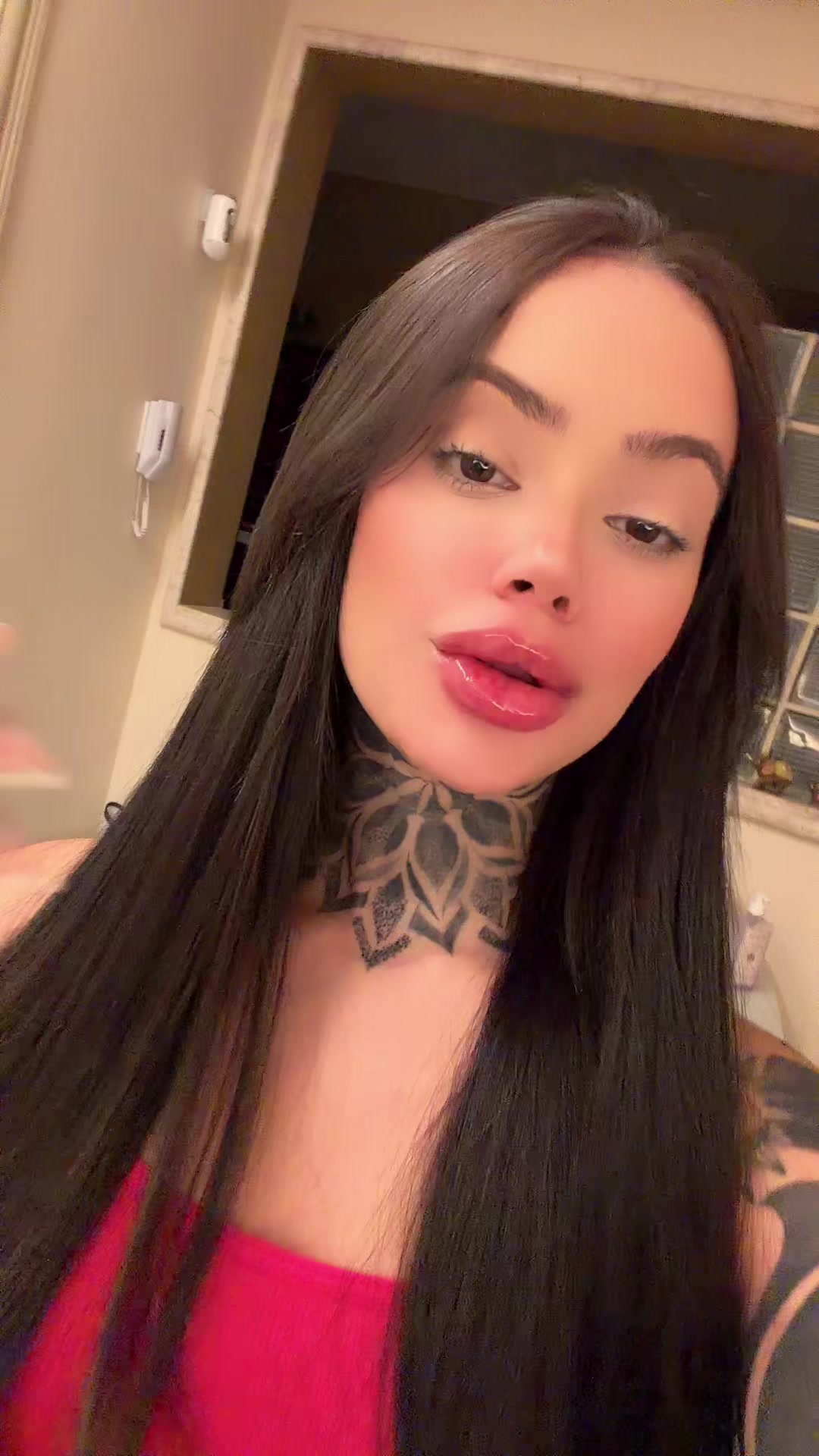 @Isabella
